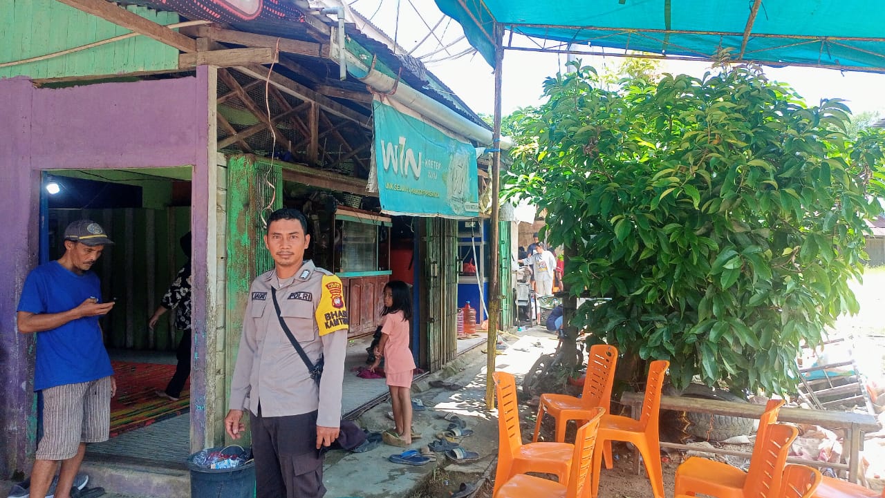 Wujudkan Kedekatan Dengan Warga, Bhabinkamtibmas Polsek Kuala Behe Patroli Sambang Dialogis