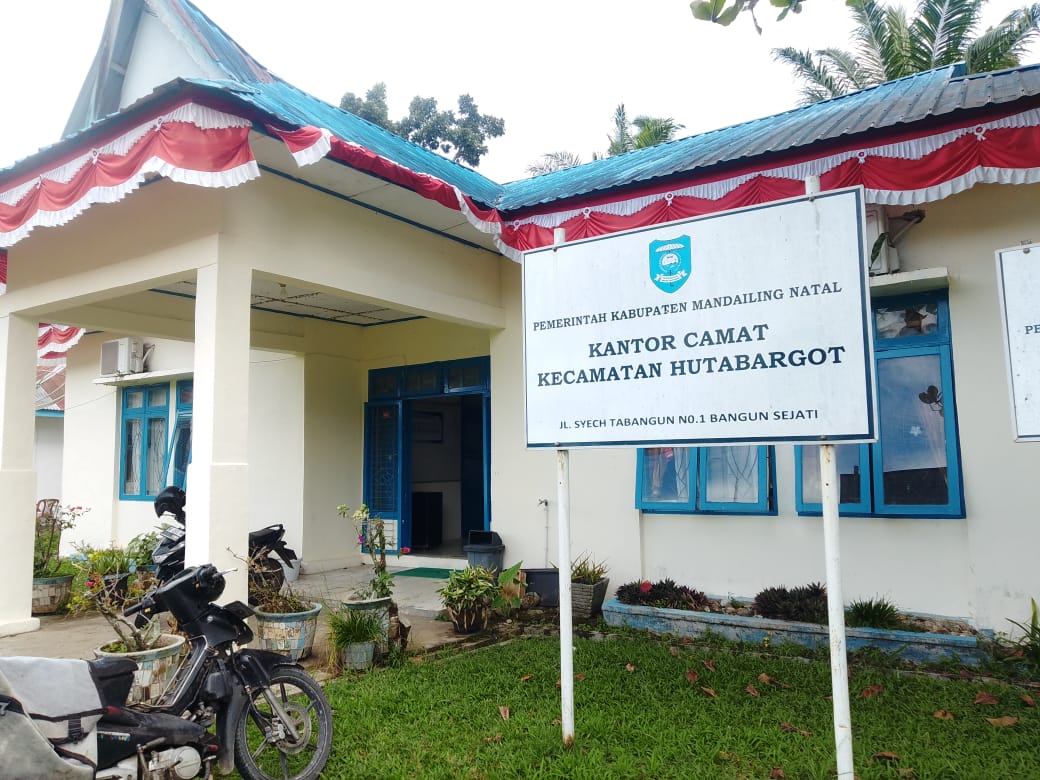 Camat Dan Kasatreskrim  Mandailing Natal Bungkam Atas Temuan Pemilik Lahan Tambang Ilegal Di Duga Milik Kobol