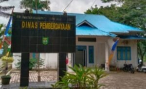 Ada Apa Dengan Kadis PMD Madina.