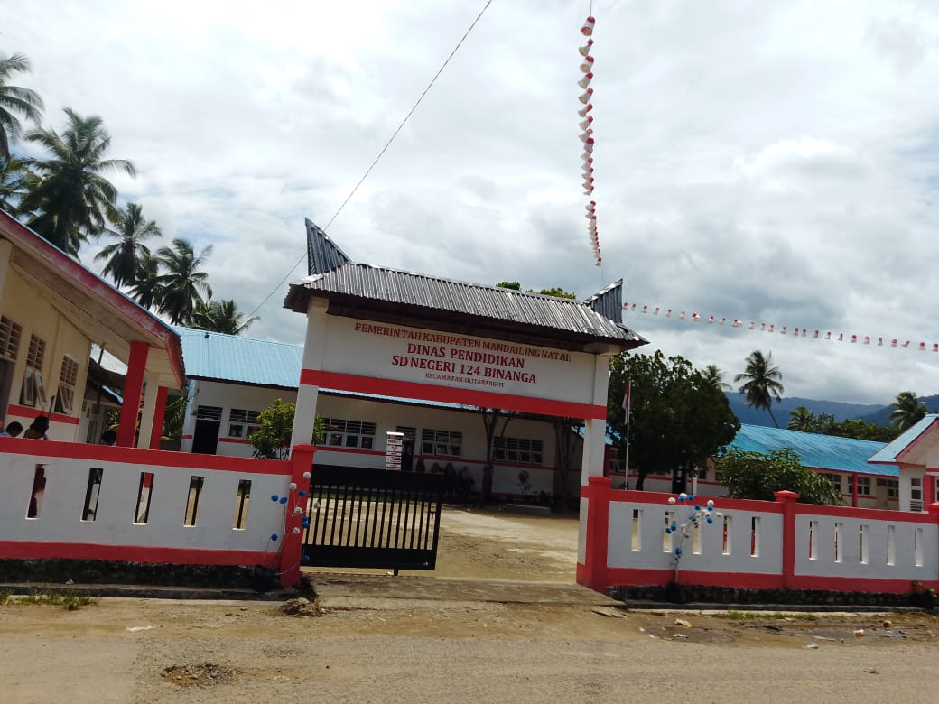 Kepala Sekolah Serta Bendahara SDN 124 Binanga di duga Kelabui Wartawan.